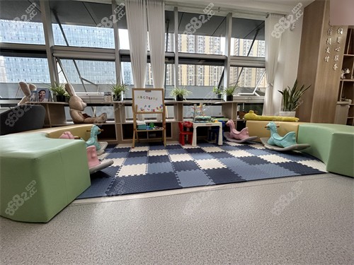 西安達(dá)芬琪口腔休息區(qū)