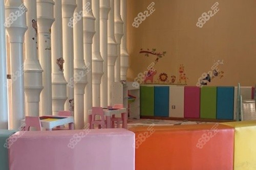 銀川諾貝爾口腔醫(yī)院兒童玩耍區(qū)