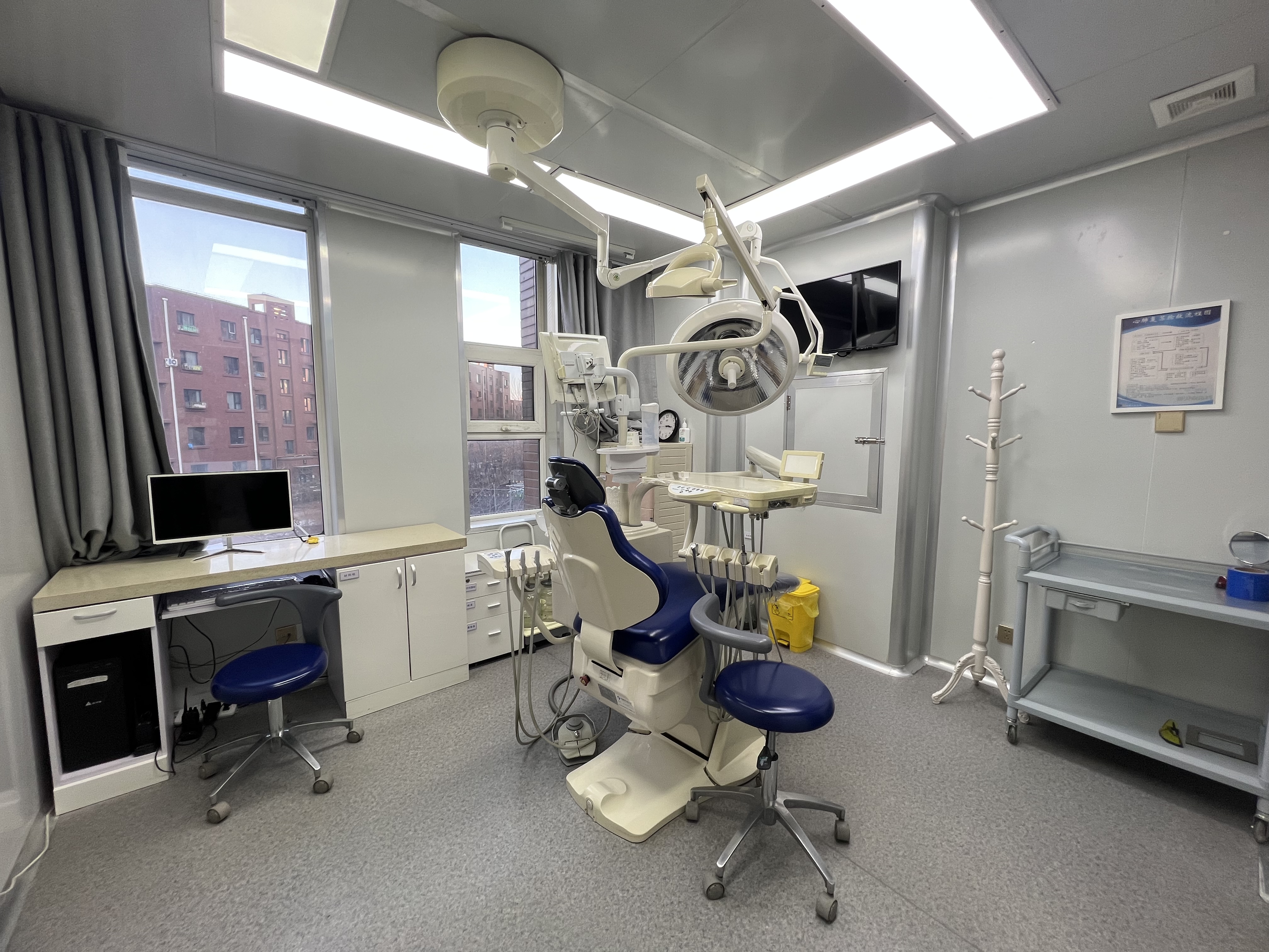 滬申口腔醫(yī)院醫(yī)生靠譜嗎？