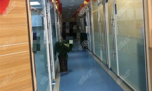 洛陽(yáng)濟(jì)仁口腔走廊圖