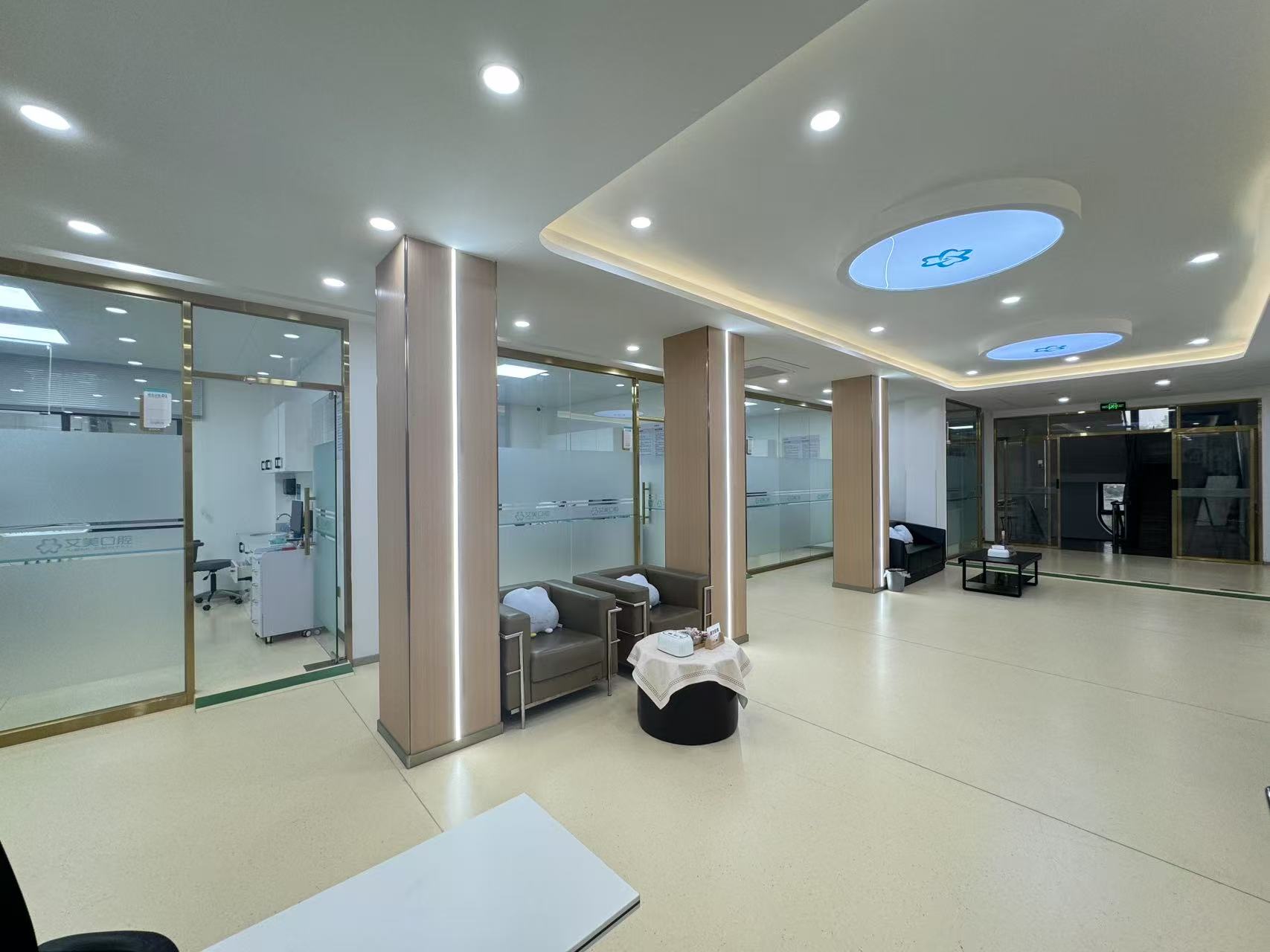 呂梁張?zhí)m榮（新科技）口腔：口碑技術(shù)雙優(yōu)