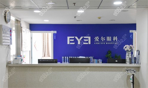 昆明愛(ài)爾眼科哪個(gè)醫(yī)生好？孫鵬/楊嘉立等醫(yī)生資歷及專(zhuān)長(zhǎng)一覽，附坐診時(shí)間