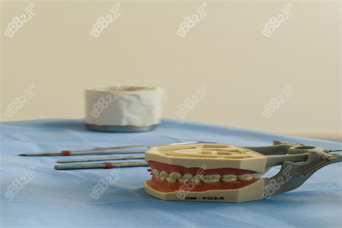 牙齒模型正在制作