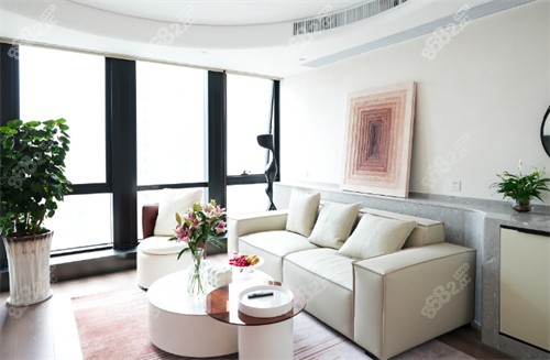 廣州華美醫(yī)療美容醫(yī)院等待區(qū)環(huán)境