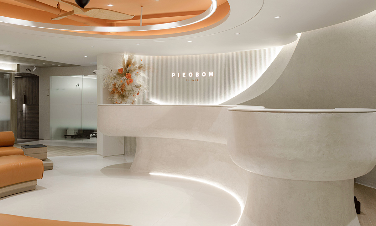 魯峰長院長 - 韓國歌柔飛整形外科