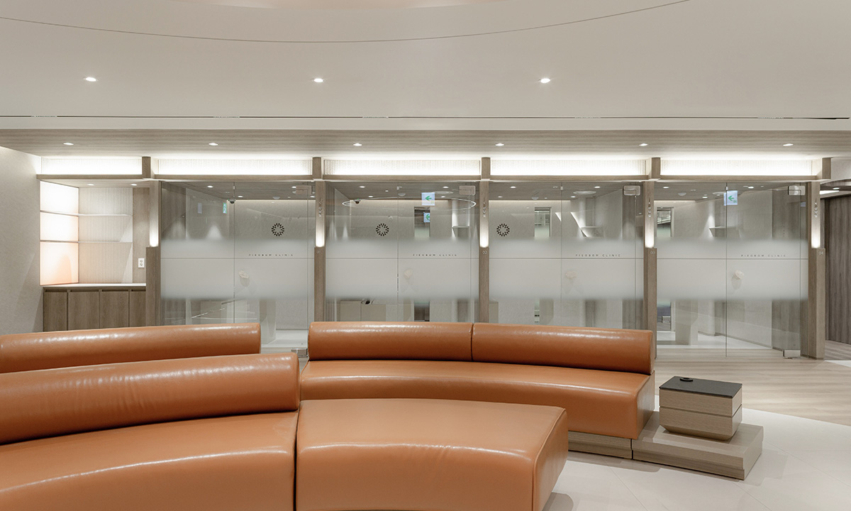 金載勛院長 - 韓國4月31日整形外科