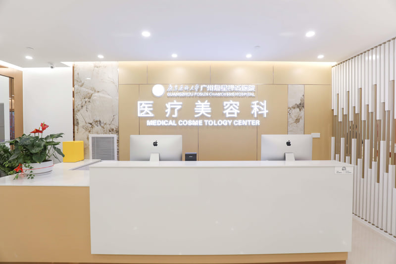展望腹壁失败案例，亲历广州紫馨腹壁成形术避坑日记：韩式高张力缝合技术如何实现腹壁紧致平坦30天成效