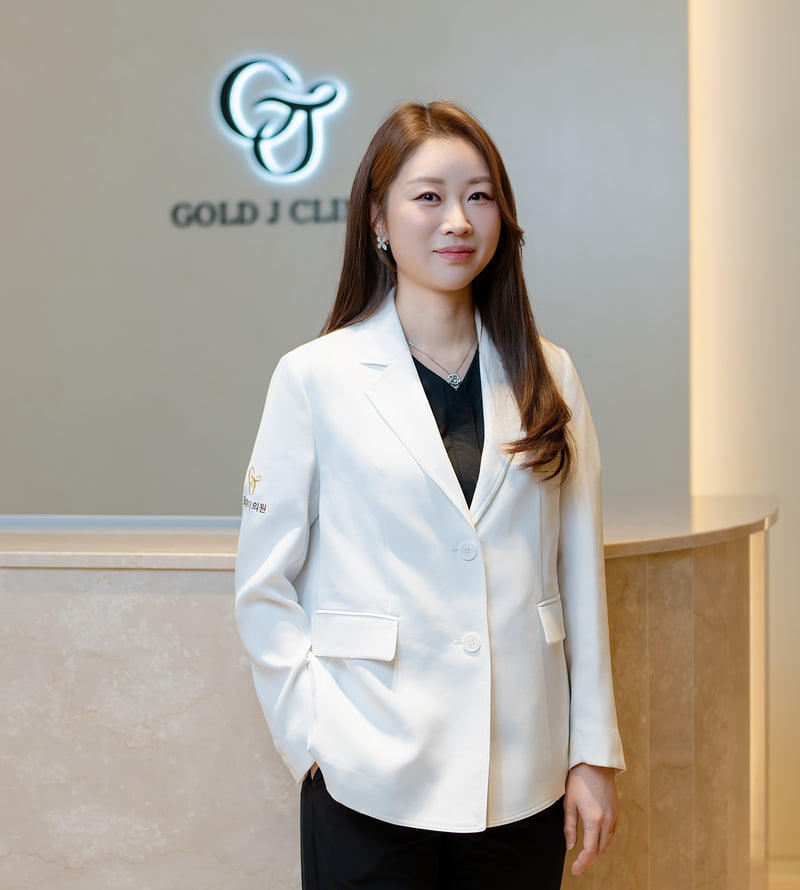 杨丽医生做双眼皮修复怎么样——杨丽医生的从业背景解读